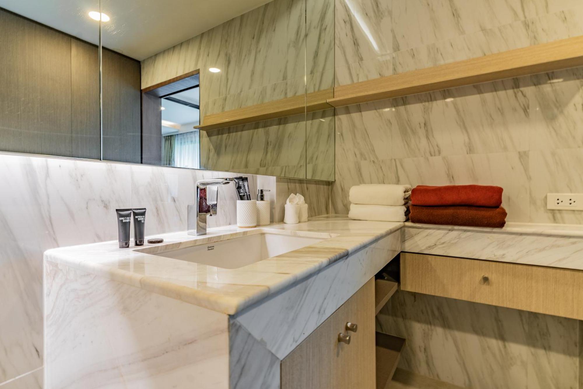 Panora Condo By Villacarte Сурин-Бич Номер фото